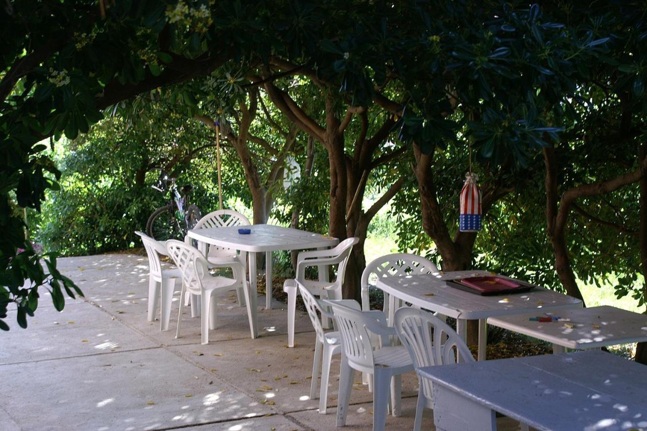 Family Friendly Seaside Apartments Vlasici, Pag - 4319 Kültér fotó