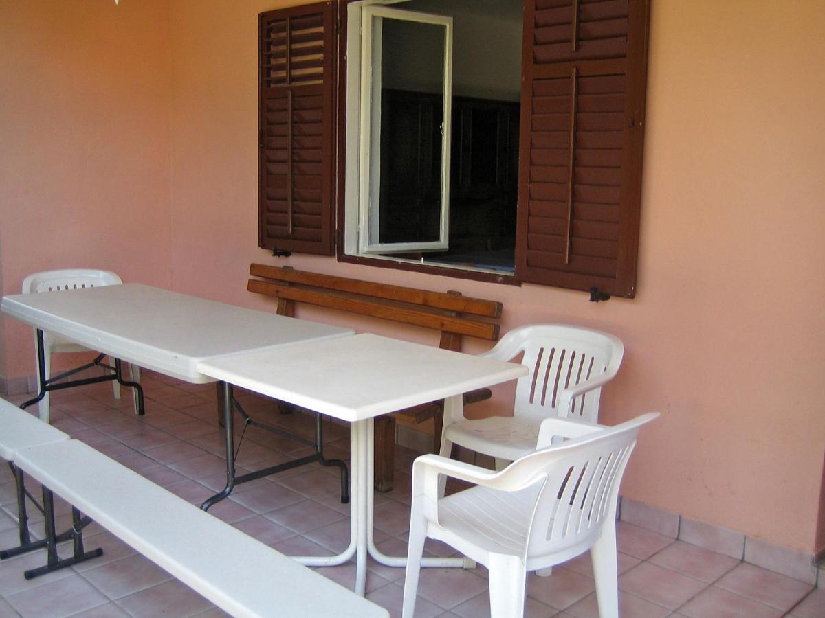 Family Friendly Seaside Apartments Vlasici, Pag - 4319 Kültér fotó