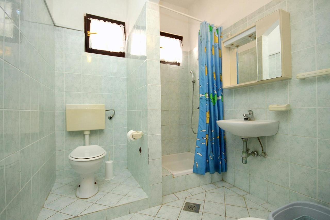Family Friendly Seaside Apartments Vlasici, Pag - 4319 Kültér fotó