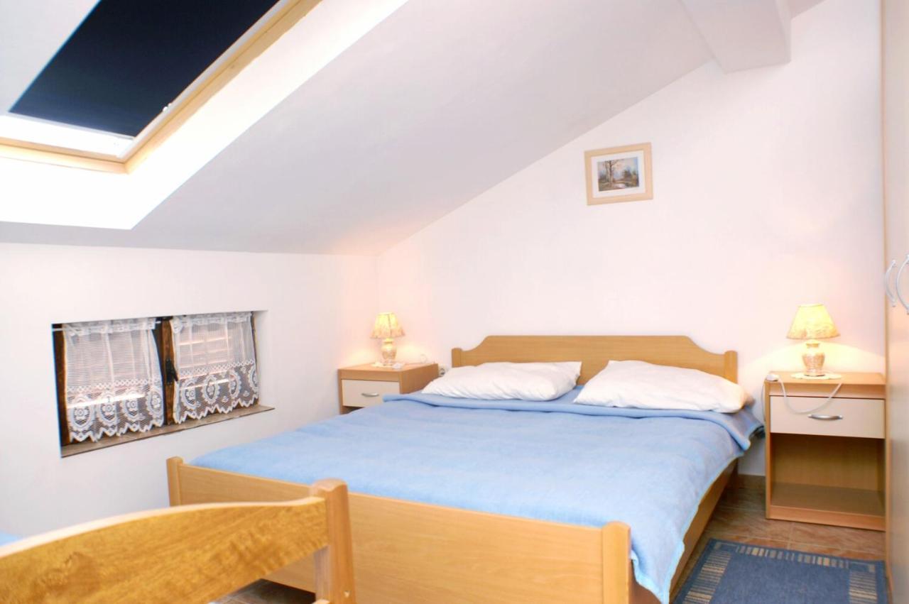 Family Friendly Seaside Apartments Vlasici, Pag - 4319 Kültér fotó