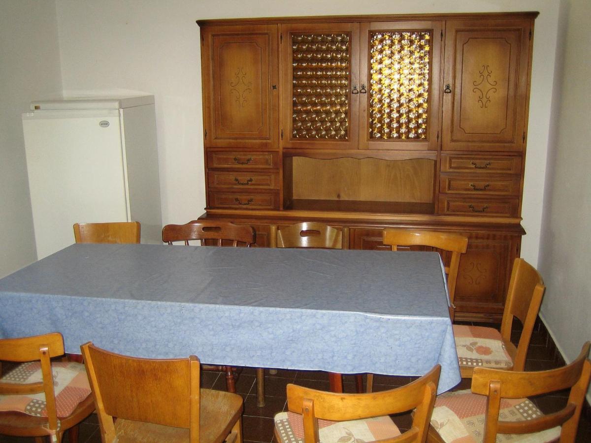 Family Friendly Seaside Apartments Vlasici, Pag - 4319 Kültér fotó