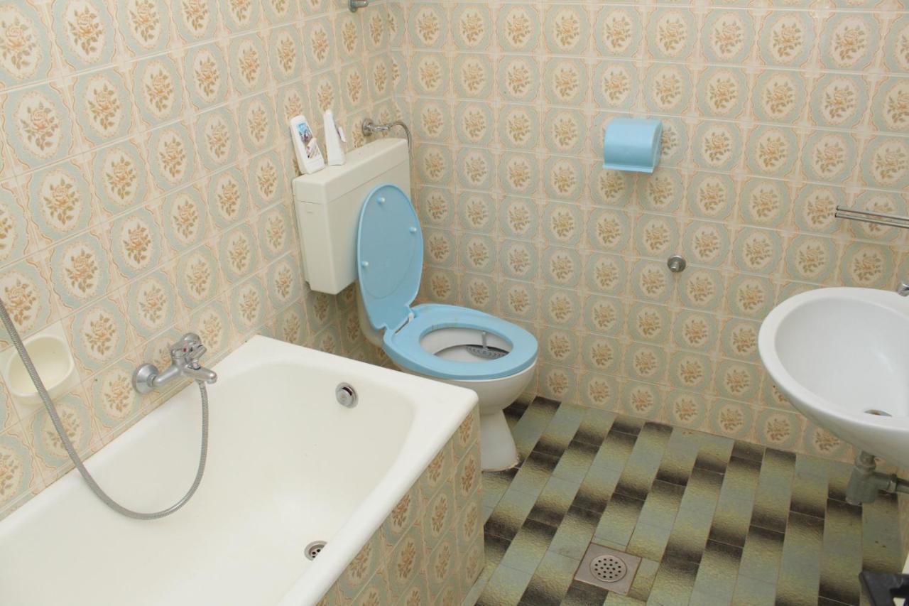Family Friendly Seaside Apartments Vlasici, Pag - 4319 Kültér fotó